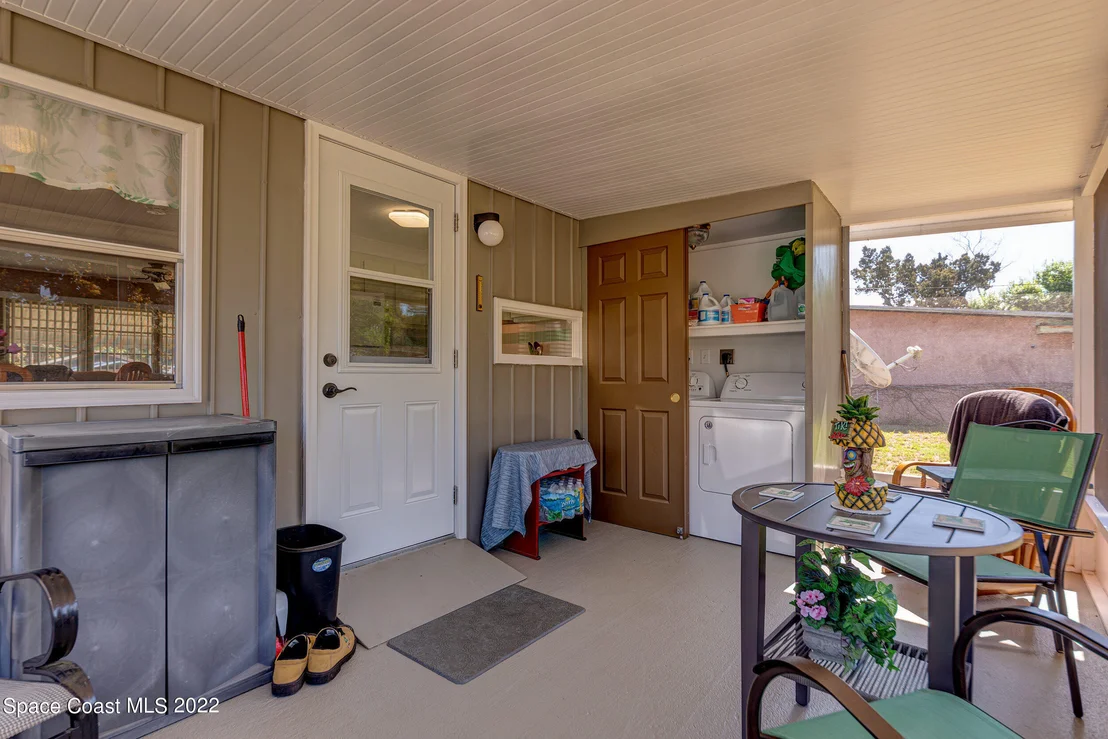 Photo of 6879 Aster Drive