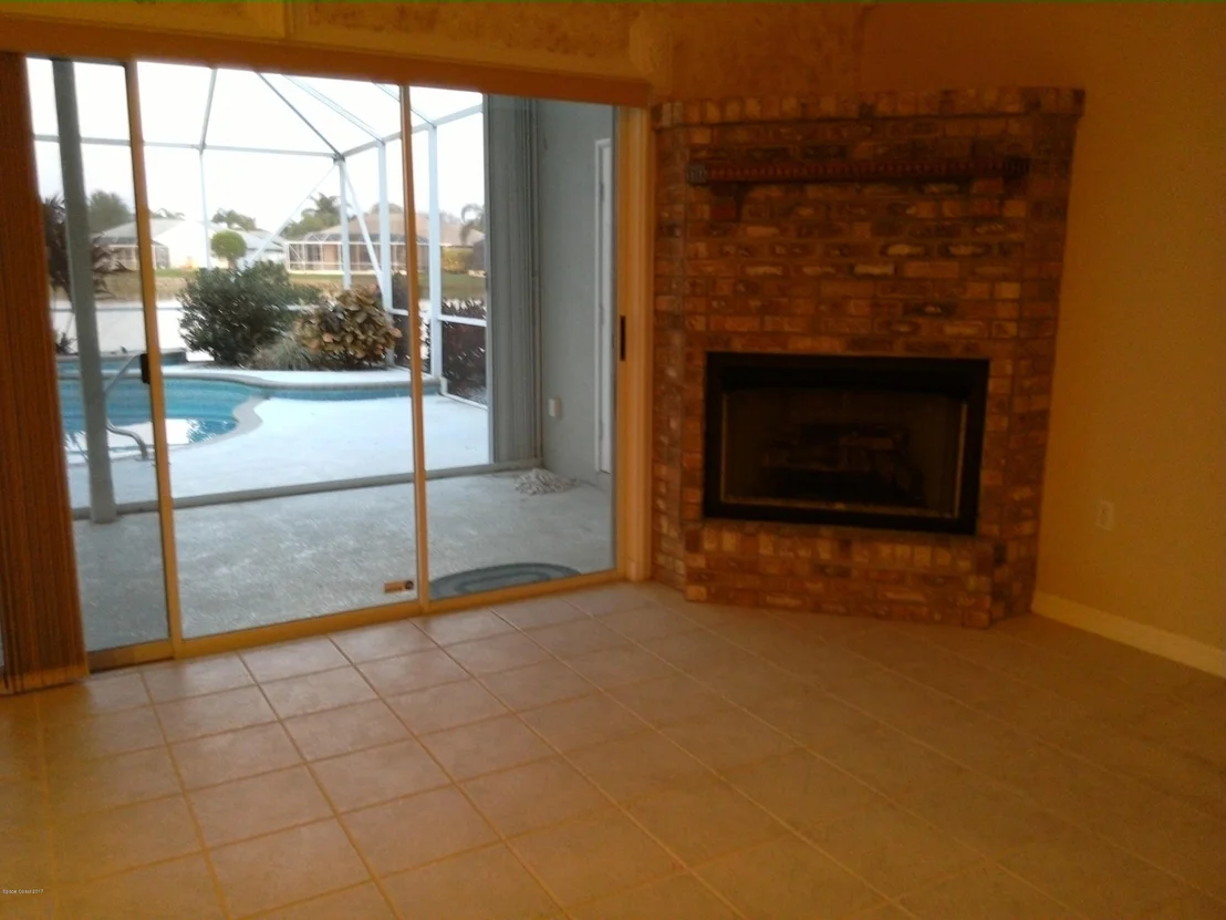 Photo of 1877 Thesy Drive
