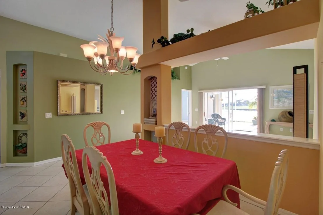 Photo of 2540 Addington Circle