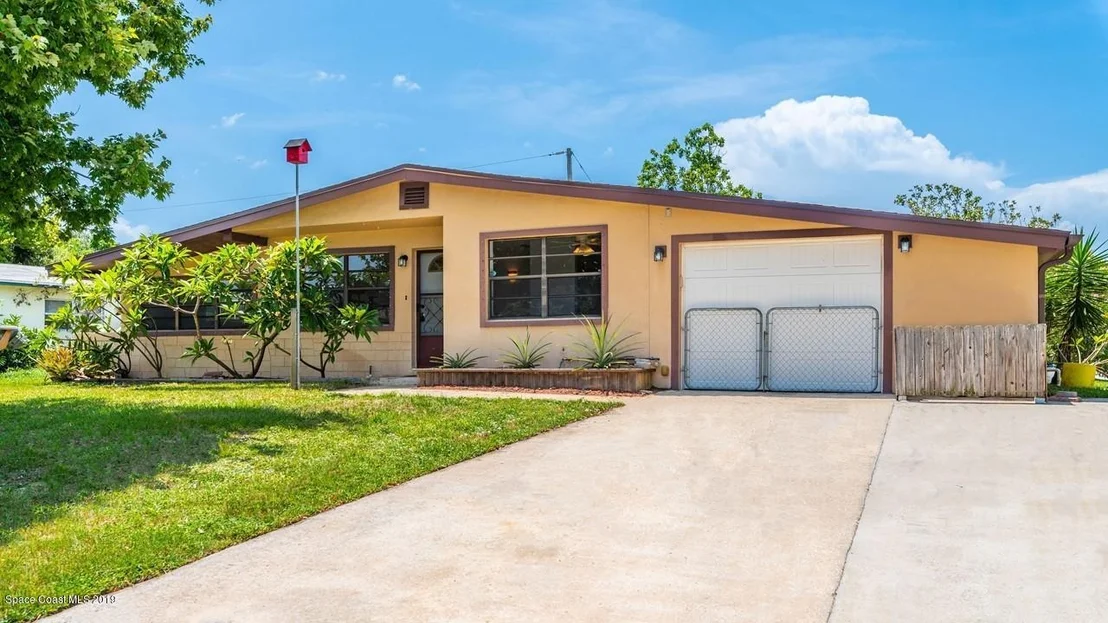 Photo of 2470 Coventry Road