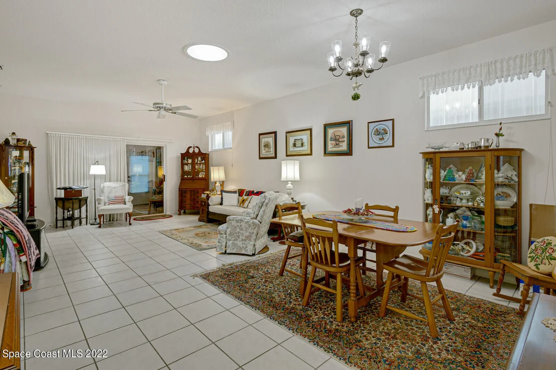 Photo of 960 Cross Lake Drive