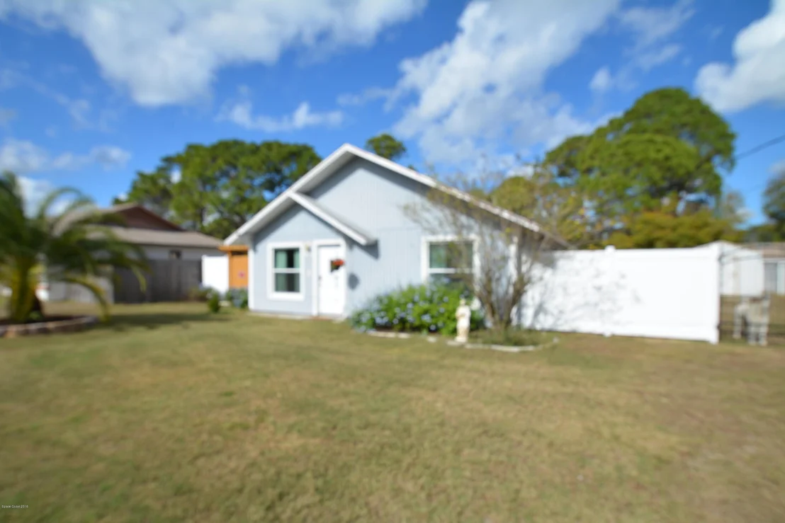 Photo of 4544 Alfred Street
