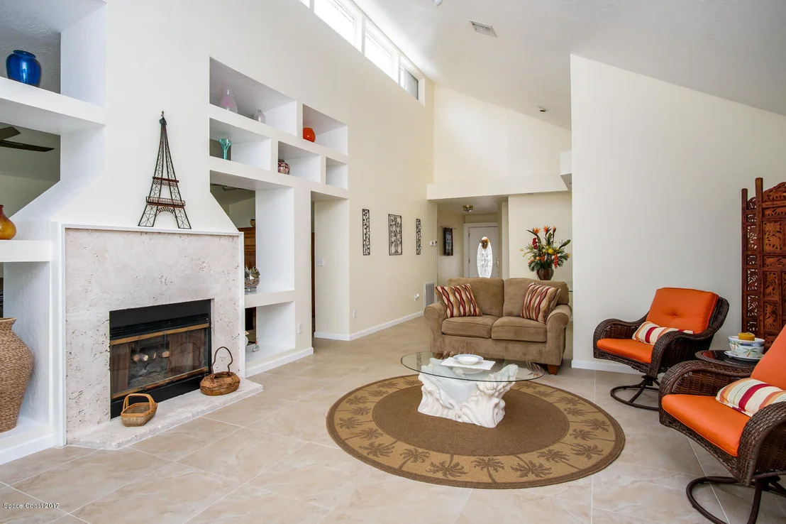 Photo of 5440 Edgewater Court