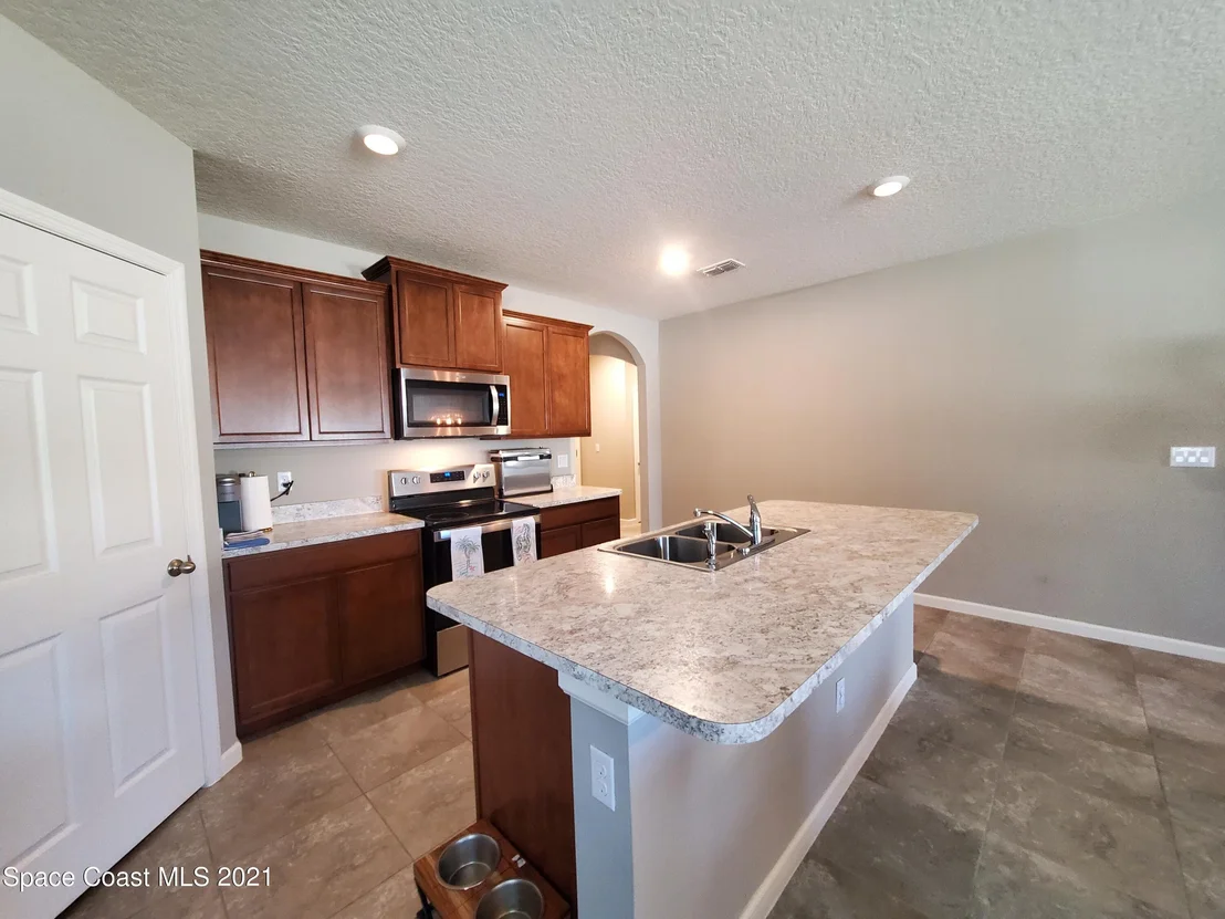 Photo of 630 Forest Trace Circle