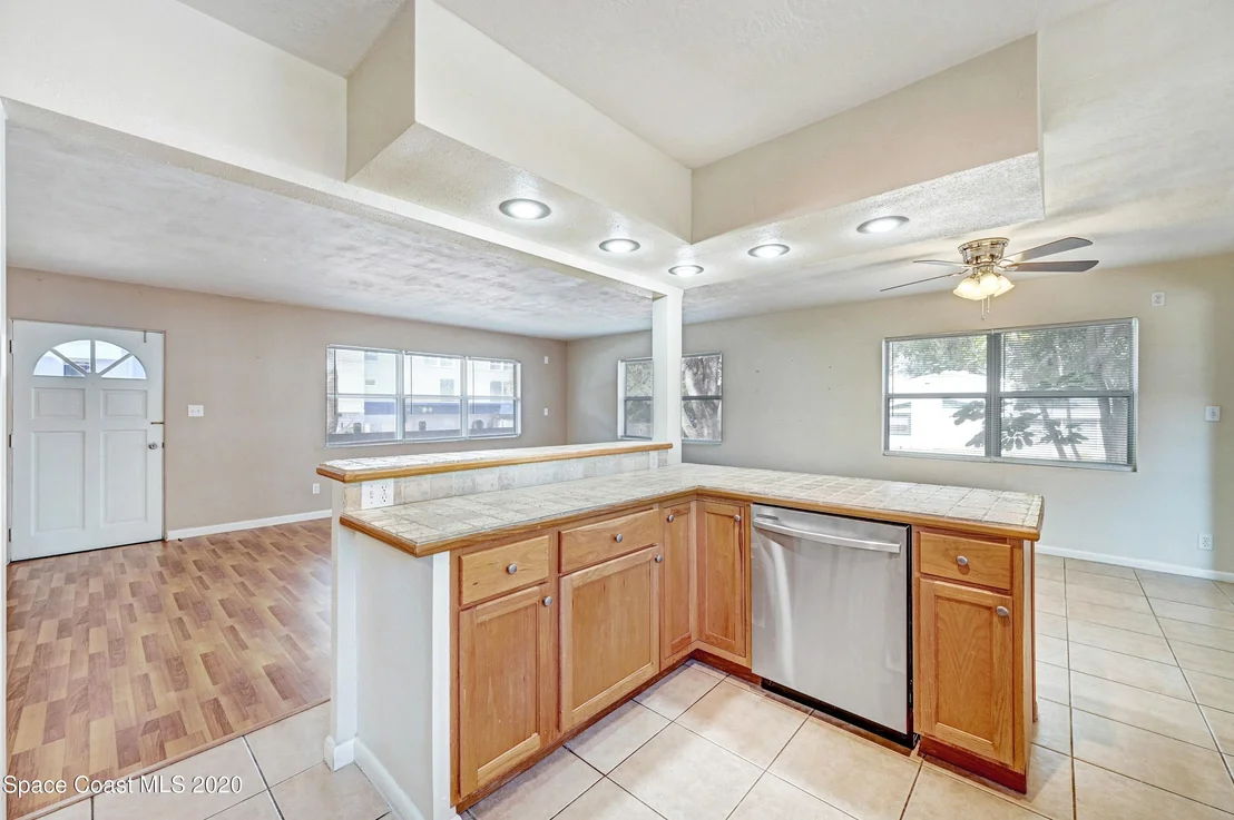 Photo of 1012 Seminole Drive