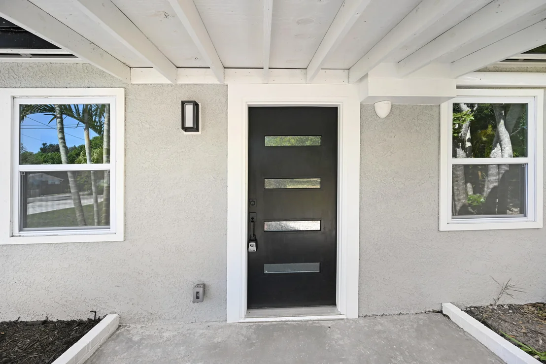 Photo of 447 Helen Street