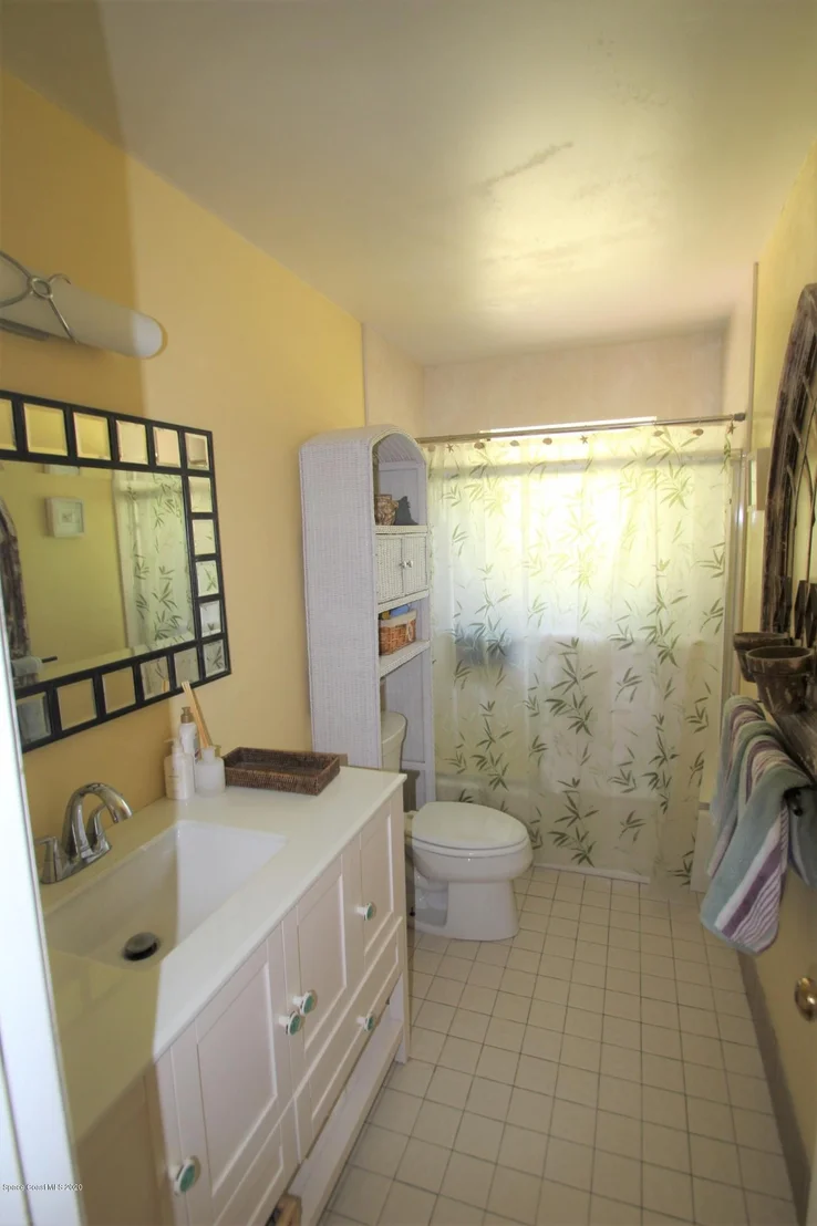 Photo of 1175 Marie Street