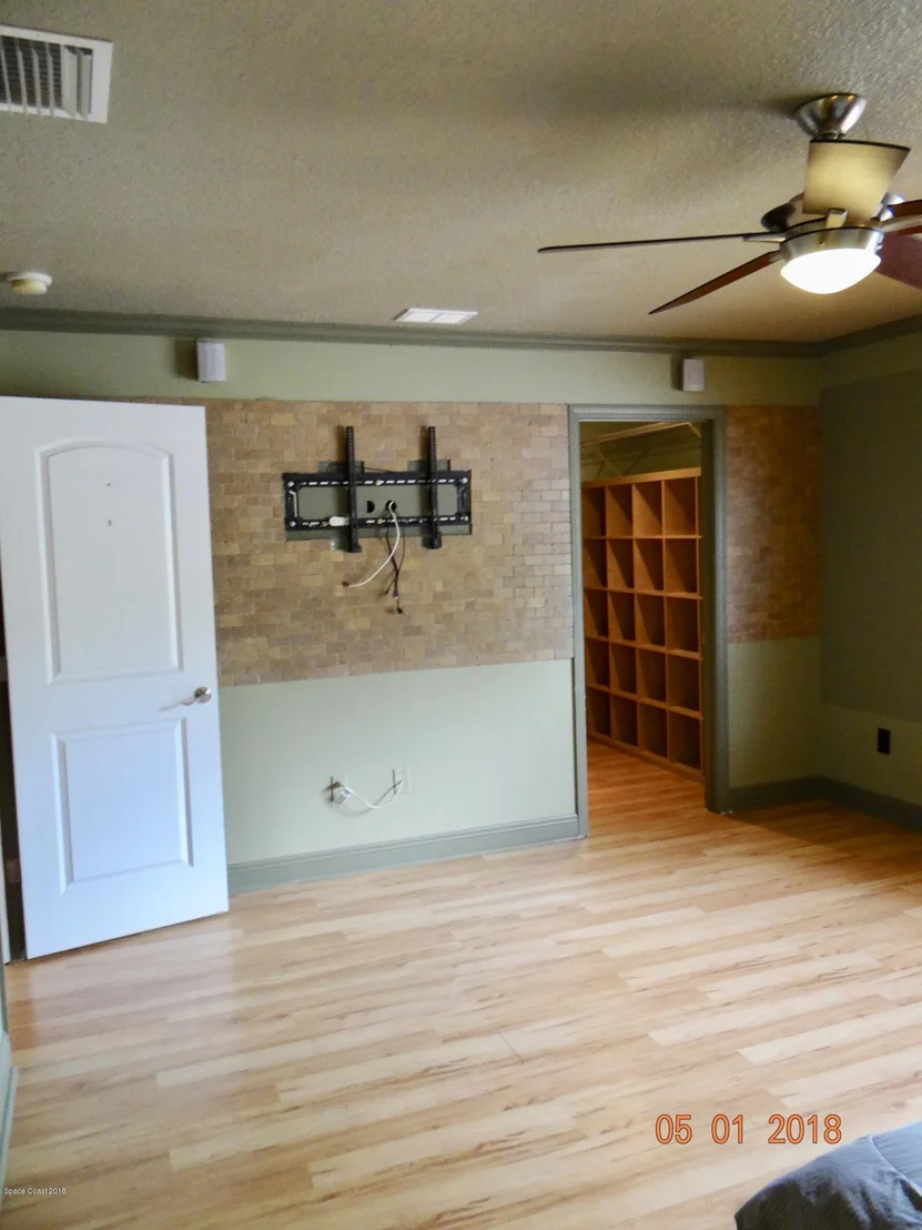 Photo of 2153 Merlin Drive