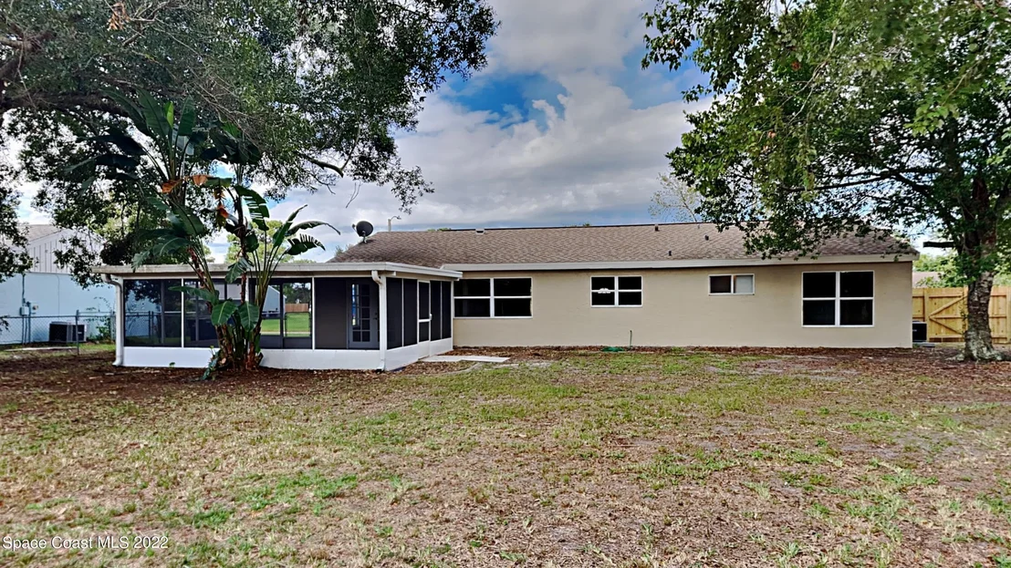 Photo of 1261 Freil Road NE