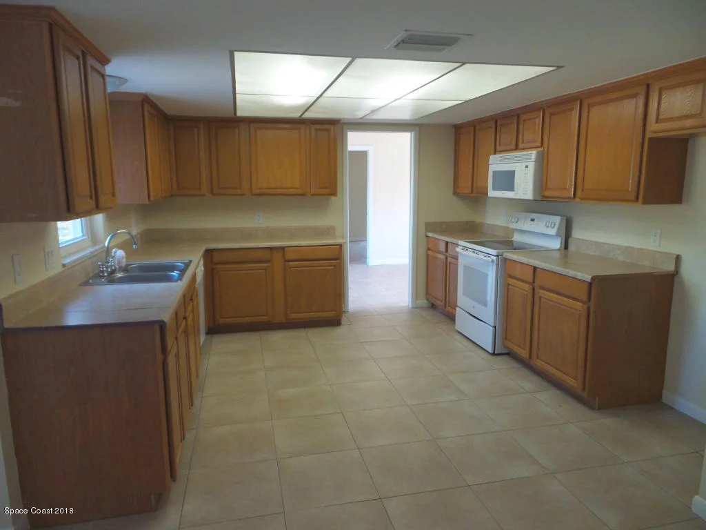 Photo of 320 Darrow Court