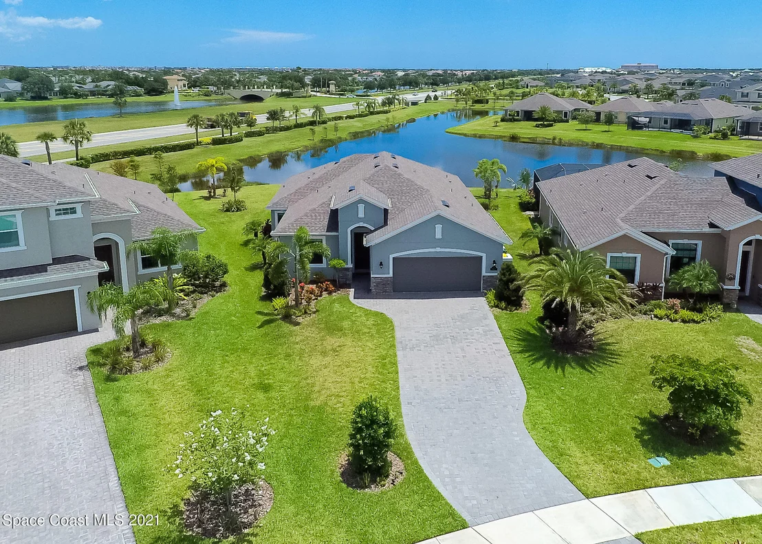 Photo of 7407 Bluemink Lane