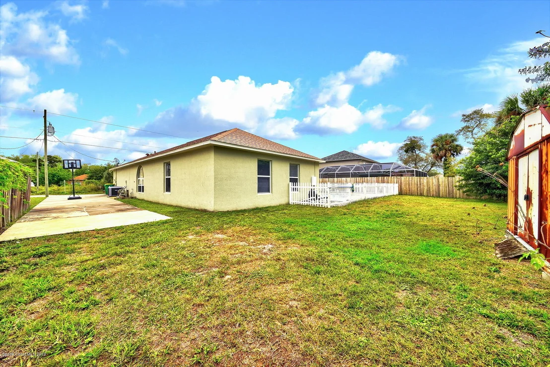 Photo of 6272 Bamboo Avenue