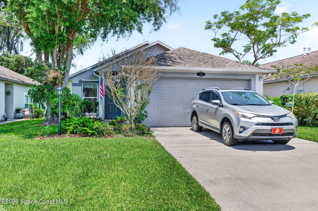 Photo of 2125 Redwood Circle NE