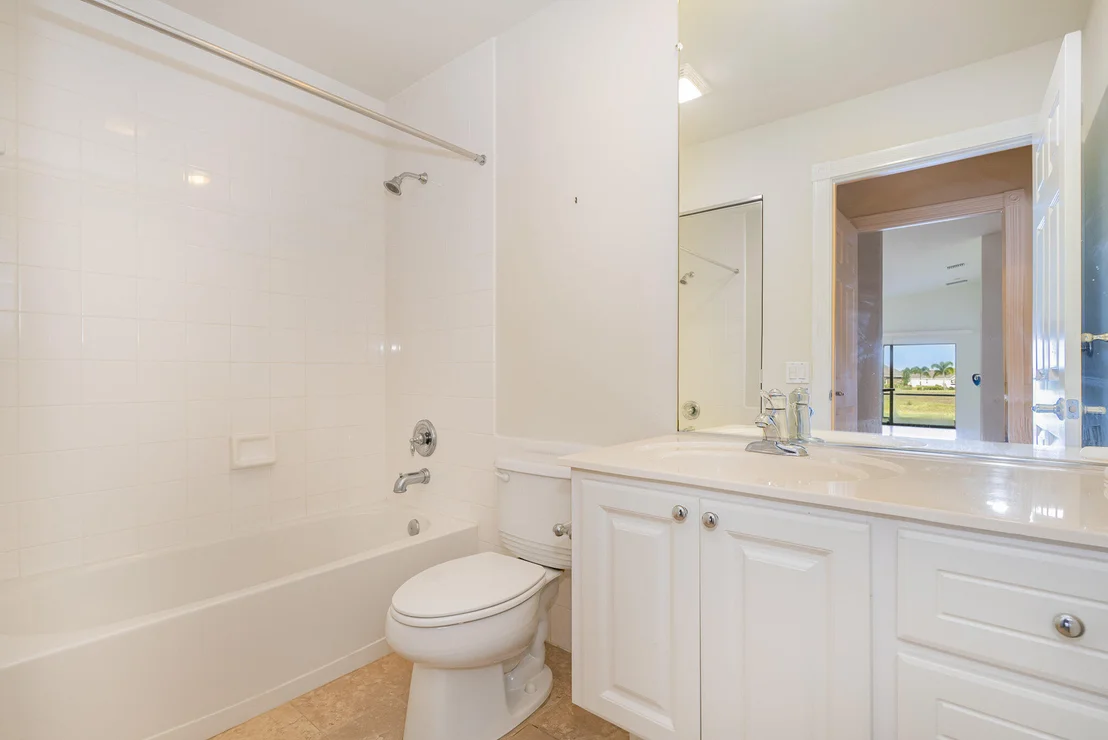 Photo of 3492 Hyperion Way SE