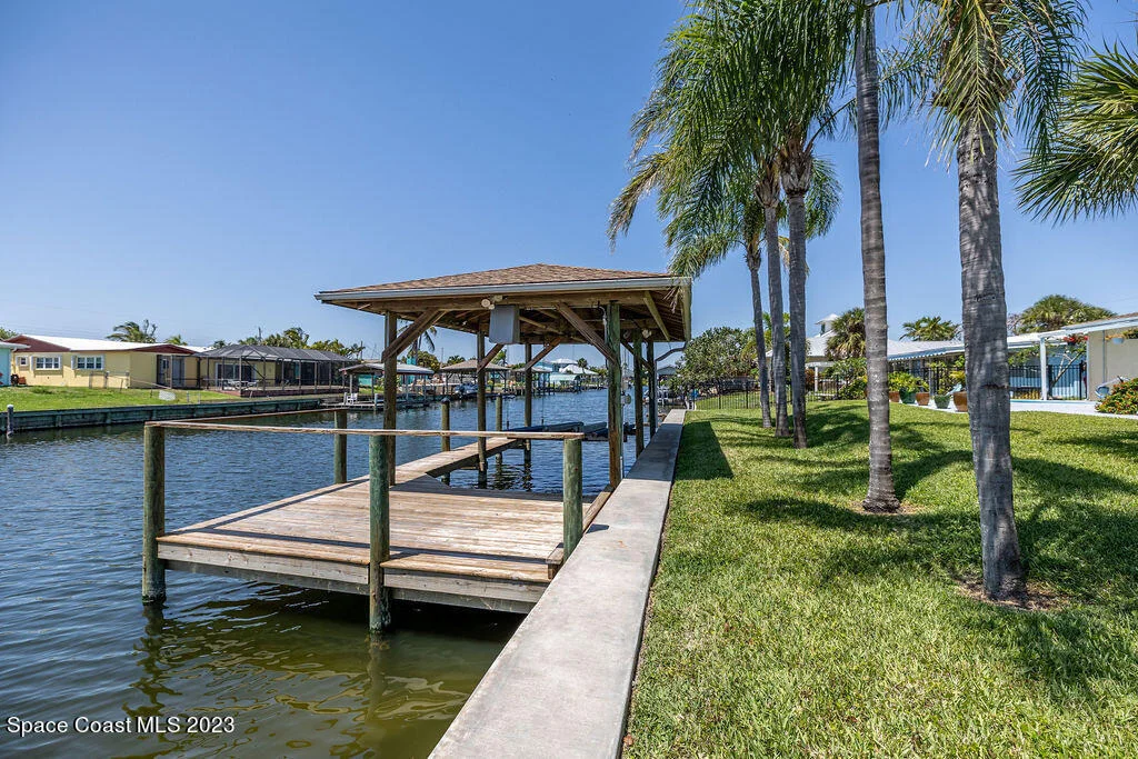 Photo of 466 Sandpiper Drive