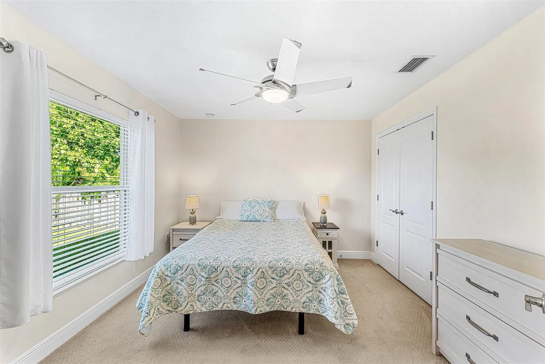 Photo of 1697 E Auburn Lakes Drive N