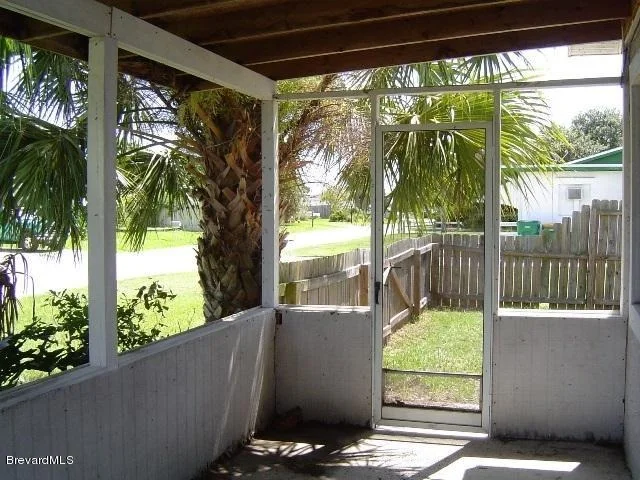 Photo of 312 Live Oak Lane
