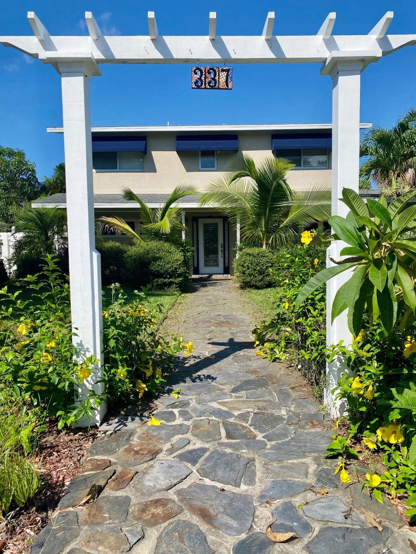 Photo of 337 Lynn Avenue