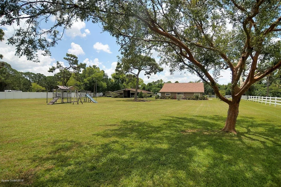Photo of 4107 Pinewood Road