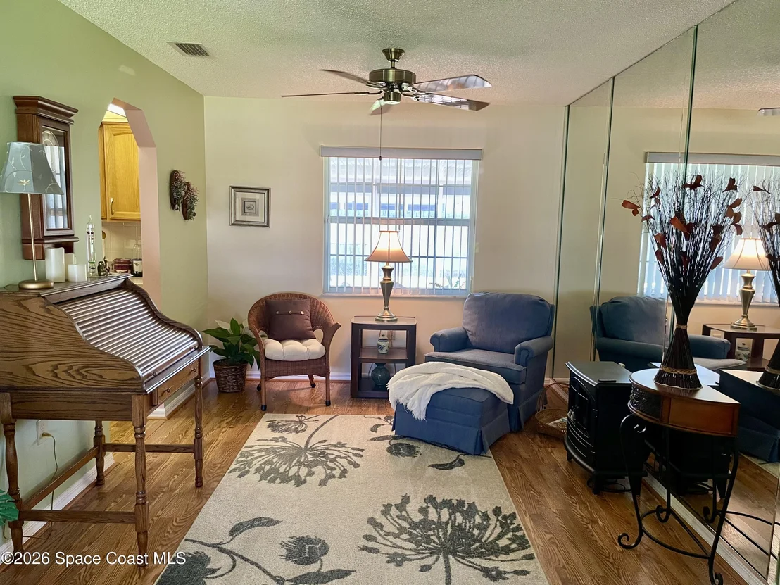 Photo of 629 Ebony Street