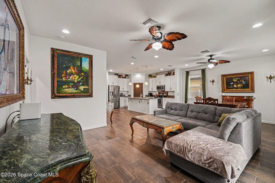 Photo of 1675 Fuji Drive