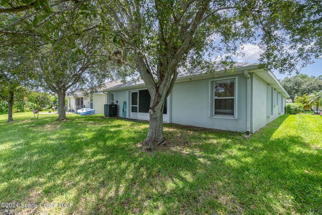 Photo of 2370 Stratford Pointe Drive