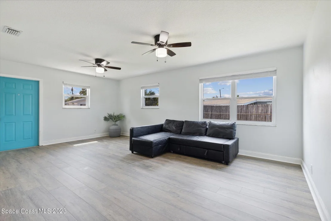Photo of 3105 Abbott Avenue NE