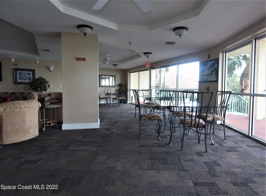Photo of Unit 302 at 100 Riverside Drive