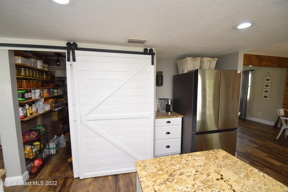 Photo of 1775 Grant Road