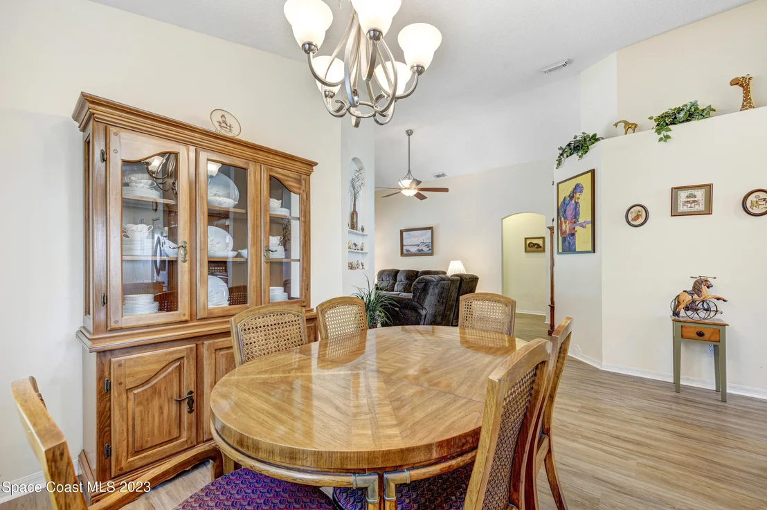 Photo of 2572 Ventura Circle