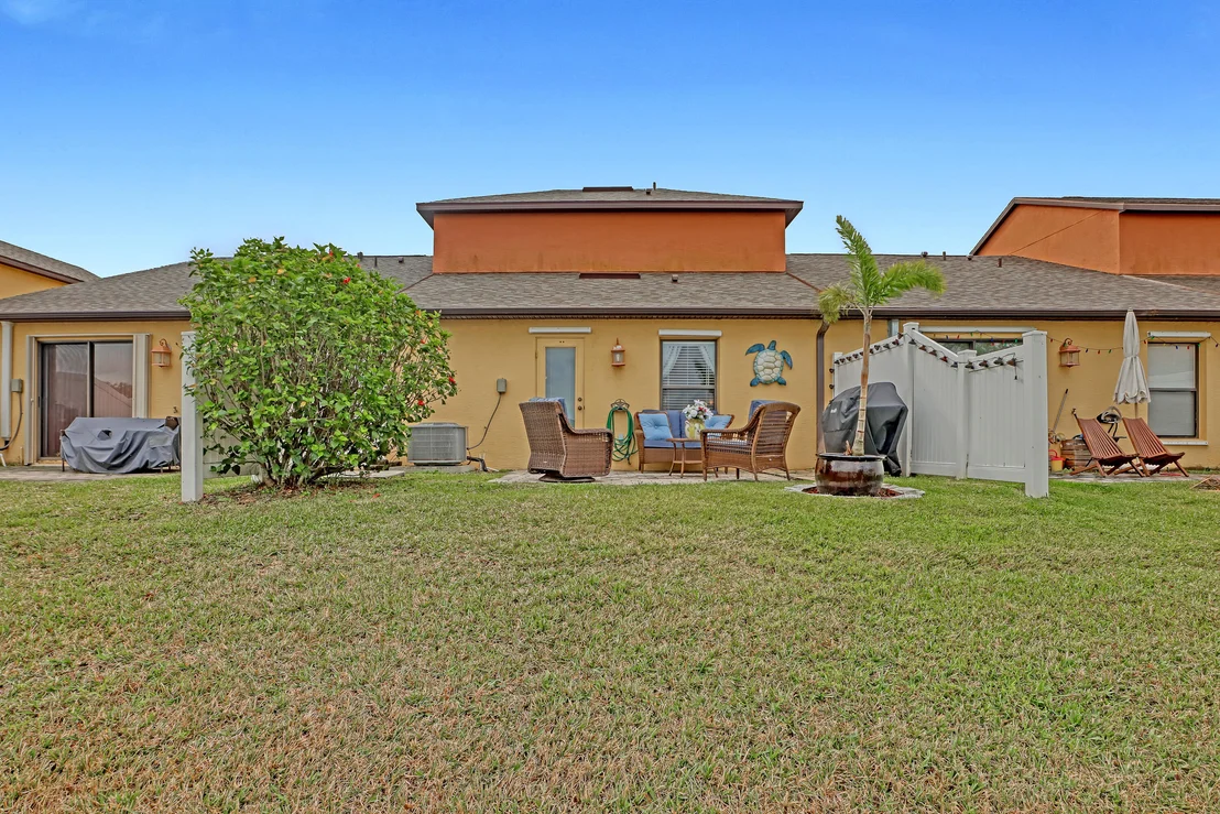 Photo of Unit 102 at 995 Luminary Circle