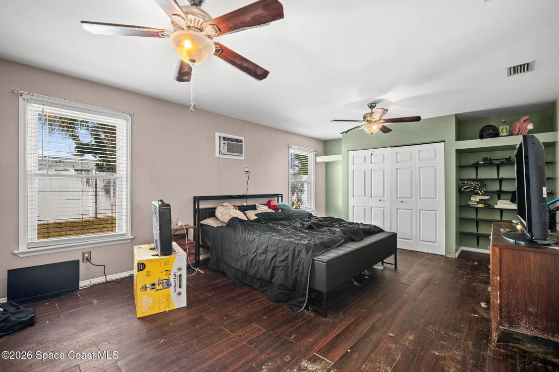 Photo of 790 Bianca Drive NE