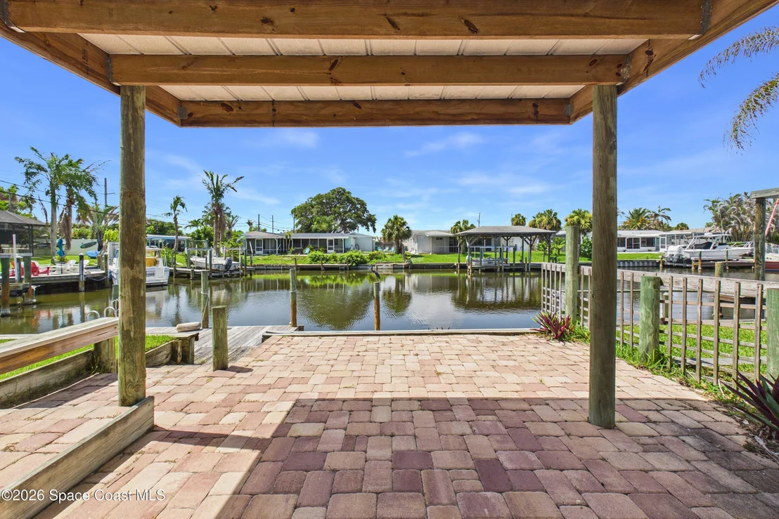 Photo of 406 Sandpiper Drive