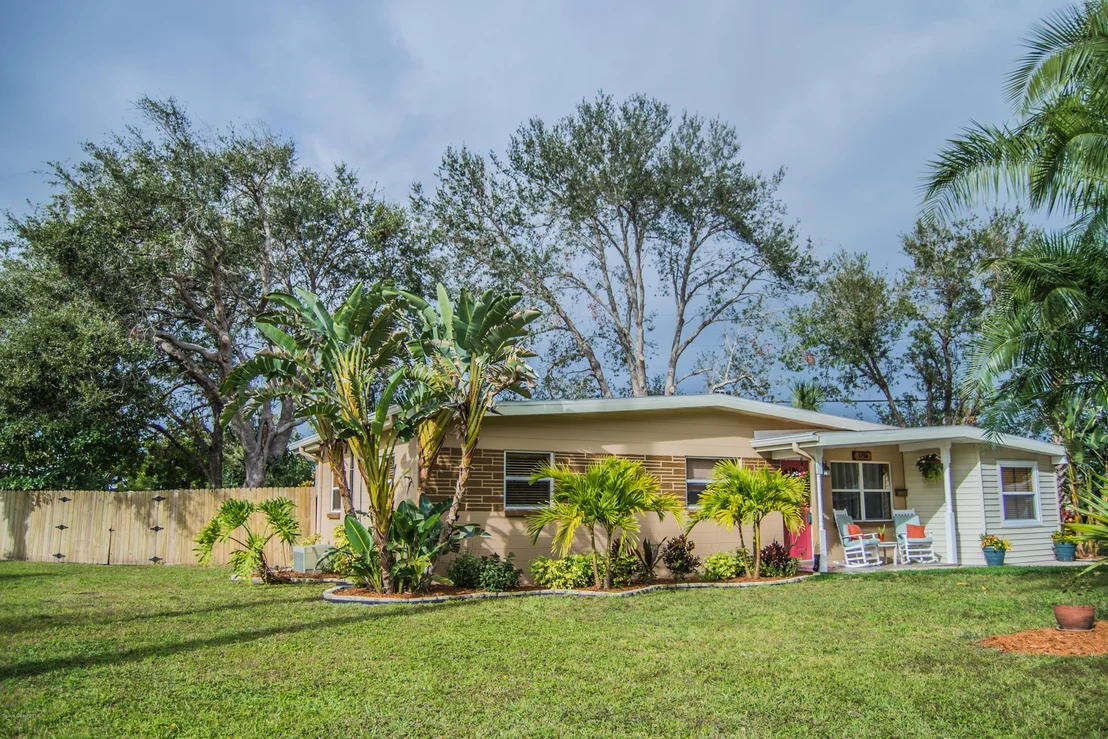 Photo of 1750 Mosswood Drive