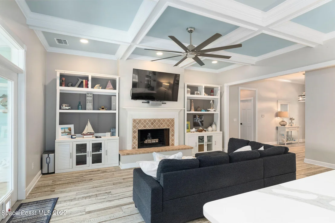 Photo of 416 Riverview Lane