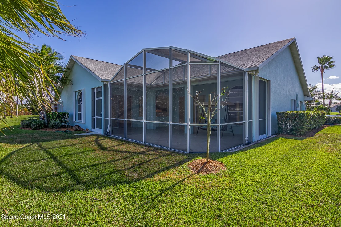 Photo of 2378 Golf Vista Boulevard