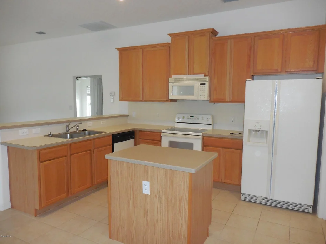 Photo of 1947 SE Windbrook Drive