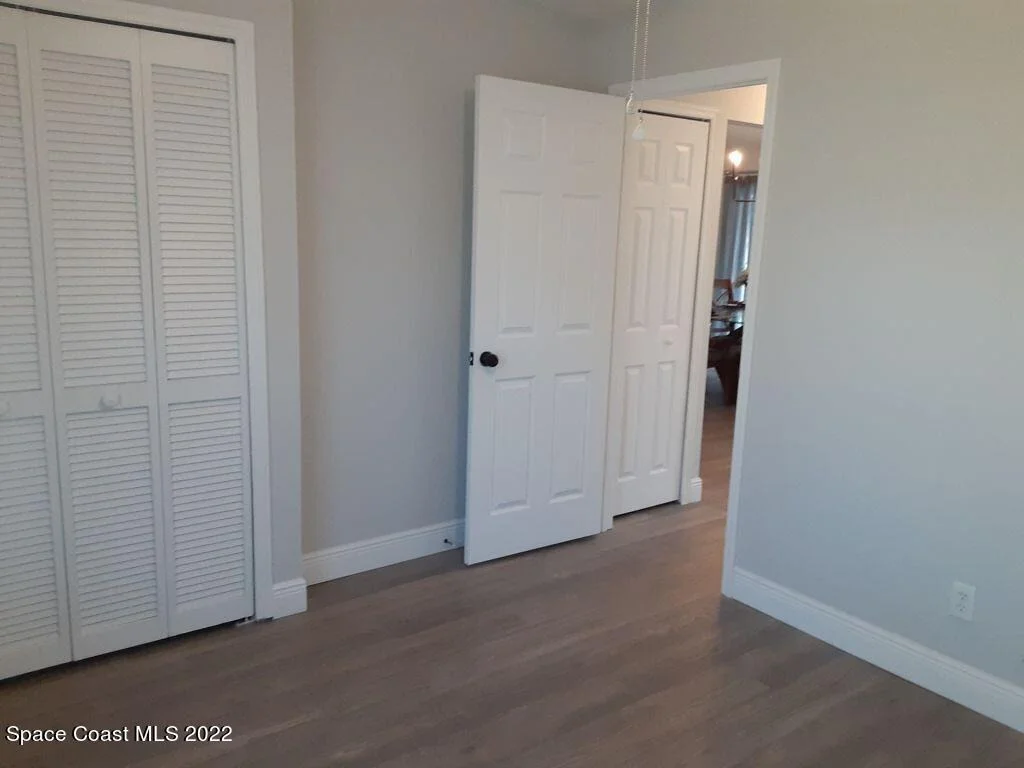 Photo of 562 Balcom Terrace SE
