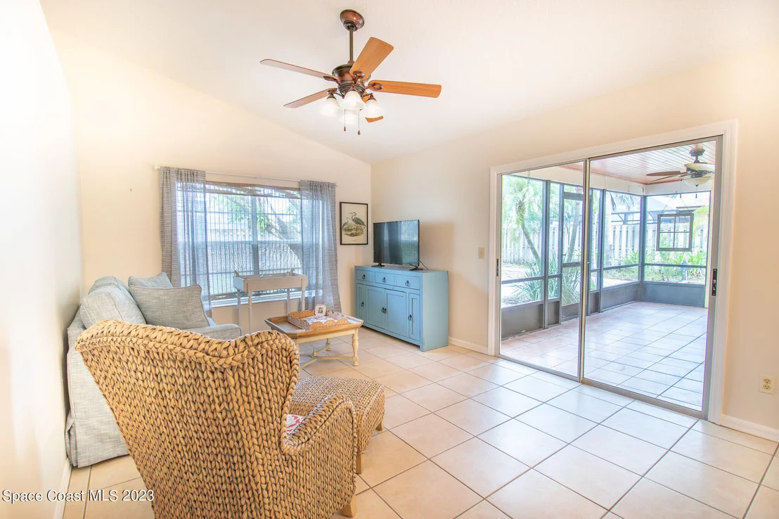 Photo of 4290 Silver Lake Drive