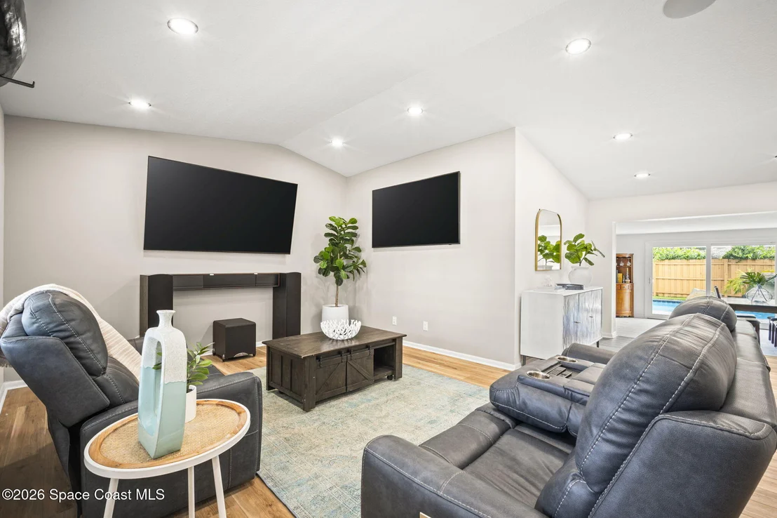 Photo of 500 Seabreeze Drive