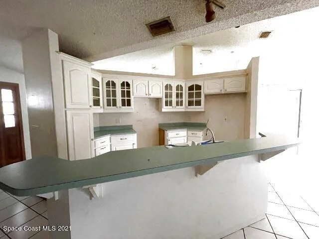 Photo of 2885 Kingston Lane