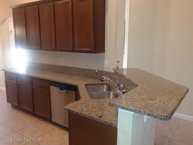 Photo of 1575 Litchfield Drive