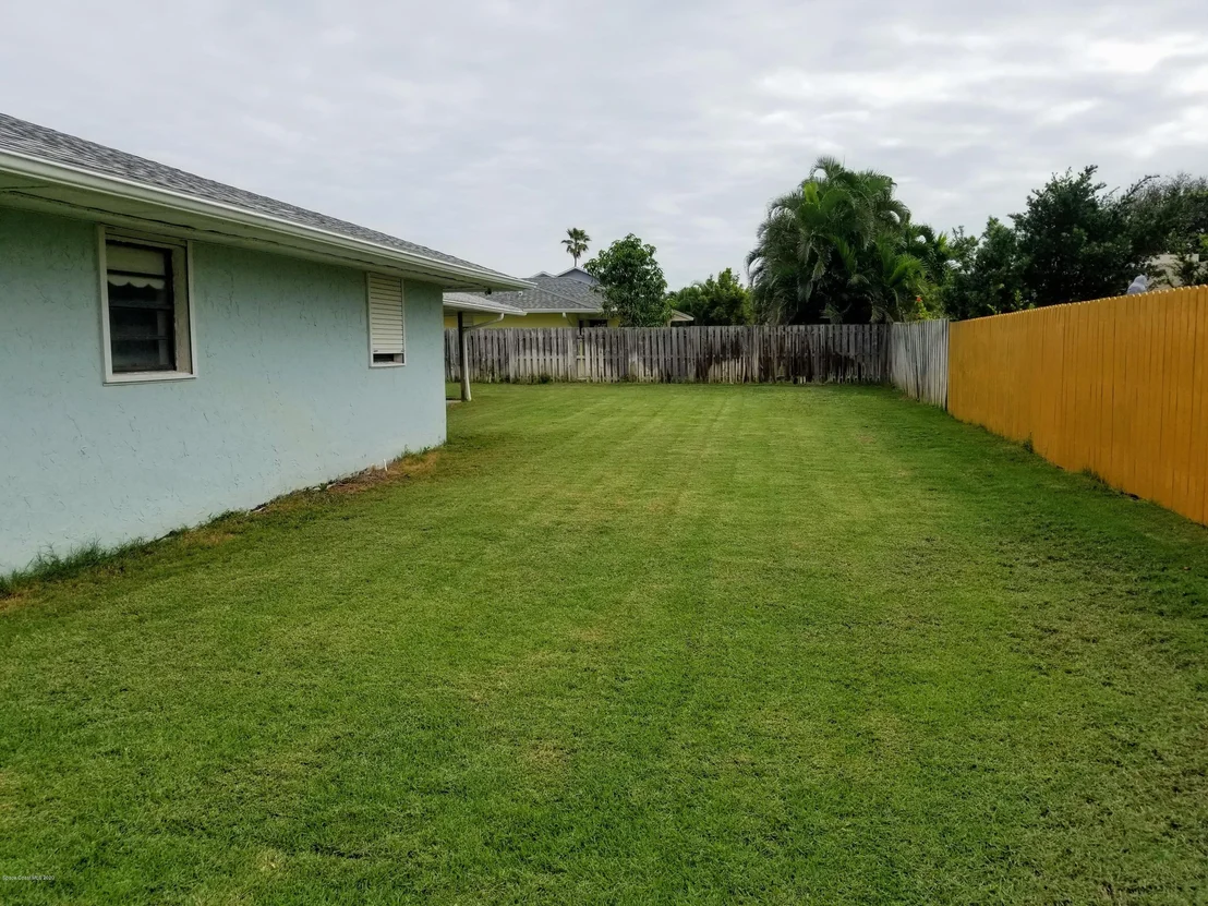Photo of 207 Elm Avenue