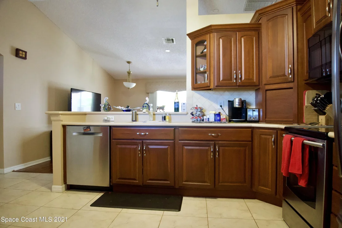 Photo of 850 Wickham Lakes Drive