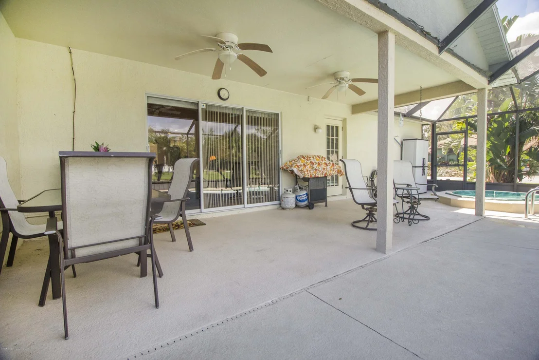 Photo of 1041 Pelican Lane