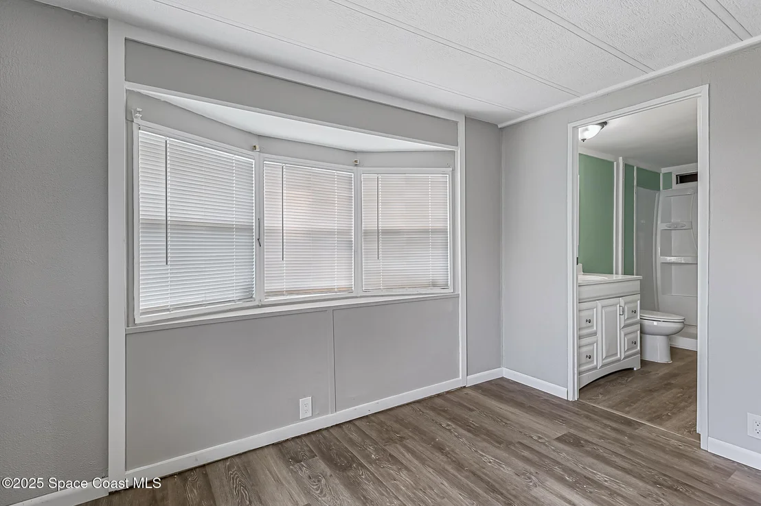 Photo of 555 Marlin Circle