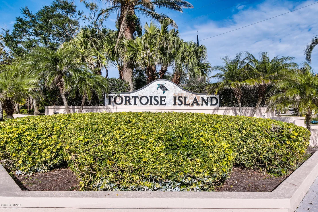 Photo of 280 Lanternback Island Drive