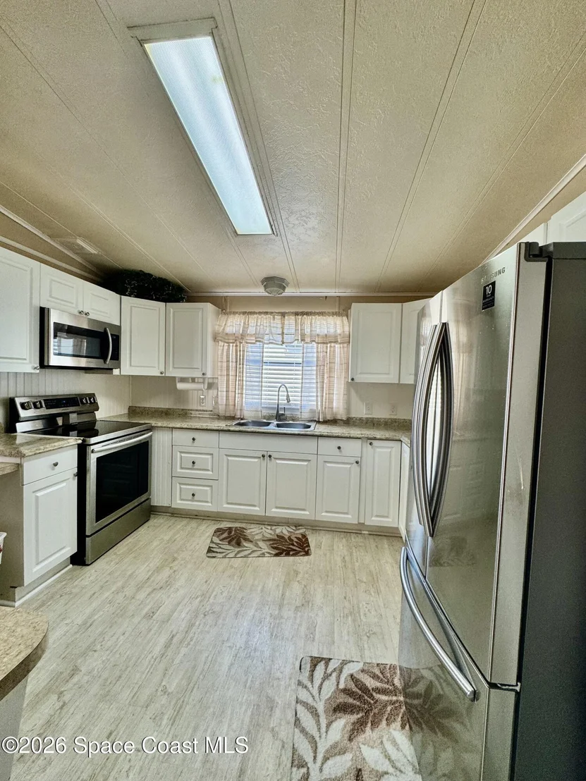 Photo of 4426 Twin Lakes Drive