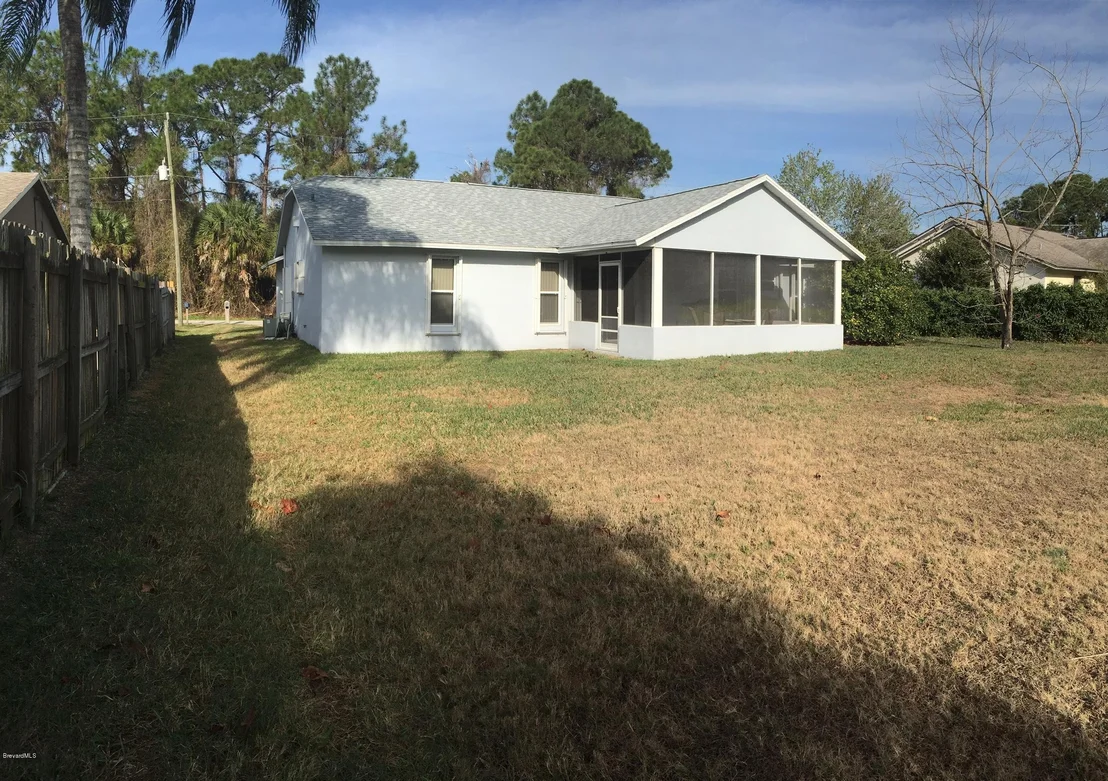 Photo of 7215 Kimball Avenue