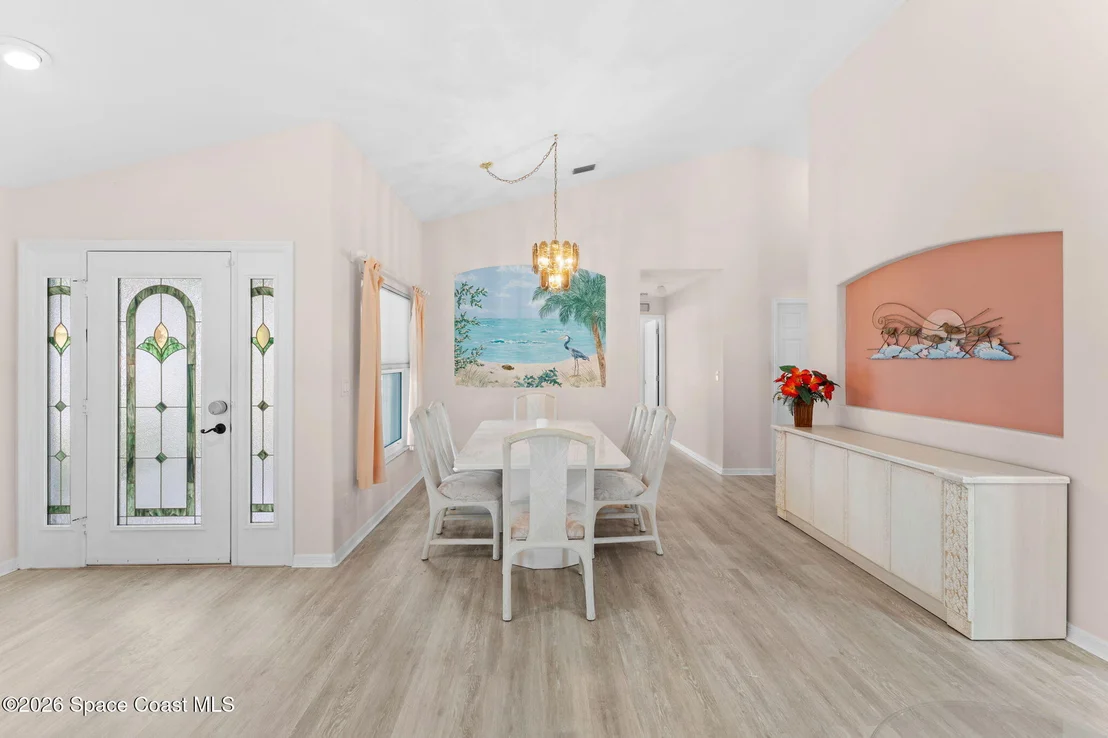 Photo of 685 Naples Court